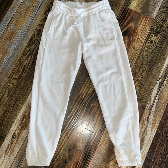 TNA boyfriend Fit Joggers - Picture 11 of 11